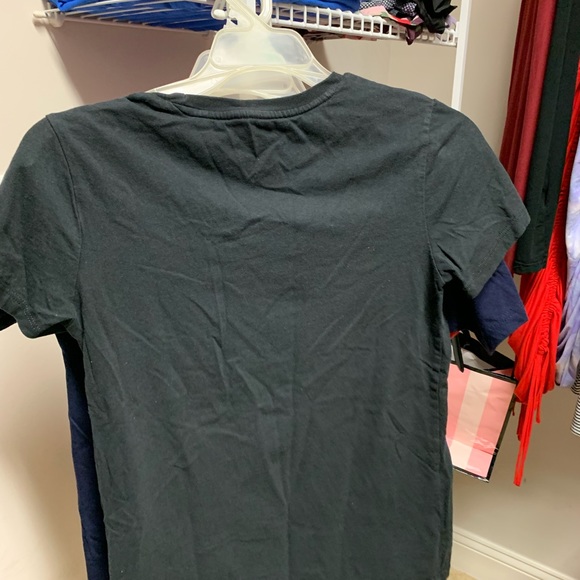 levi’s tee - Picture 3 of 3